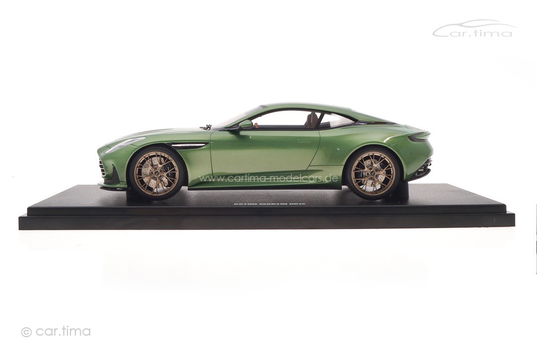 Aston Martin DB12 Vantage 2023 Iridescent Emerald Green GT Spirit 1:18 GT466 Aston Martin DB12 Vantage 2023 Iridescent Emerald Green GT Spirit 1:18 GT466