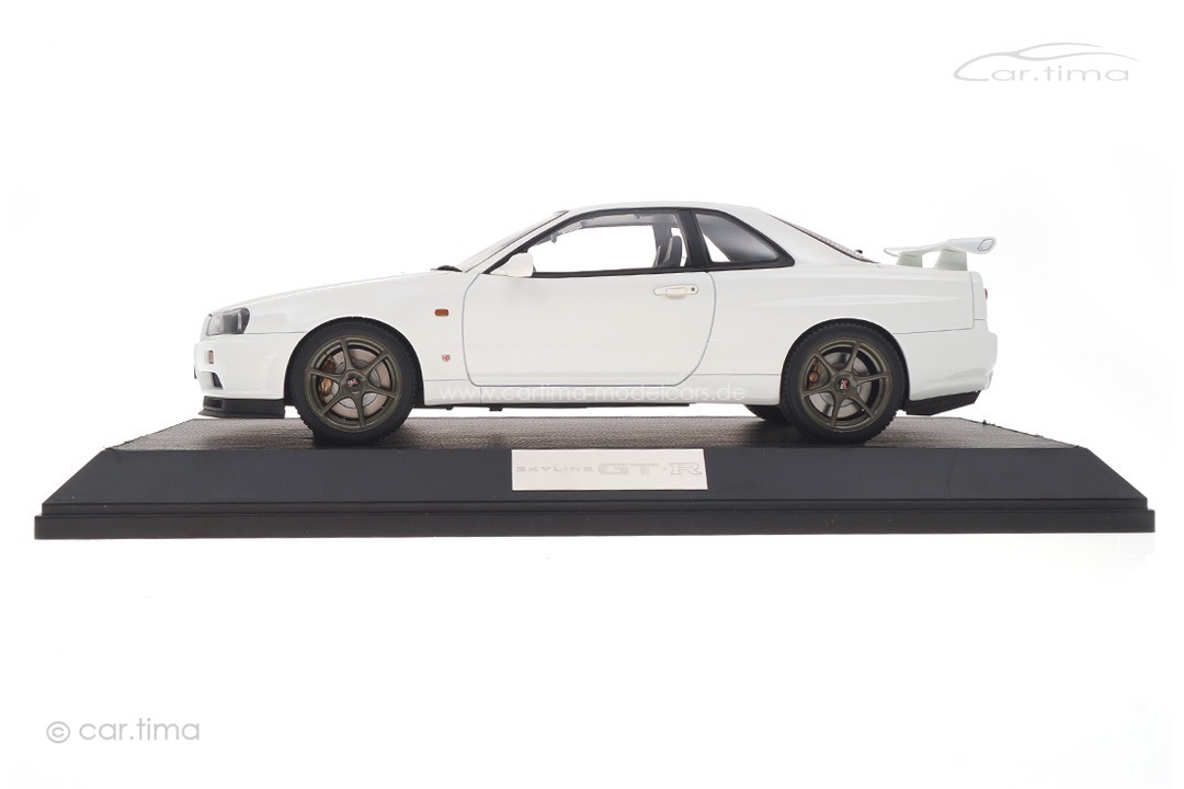 Nissan Skyline GT-R V-spec (BNR34) White Hobby Japan 1:18 HJ1809W Nissan Skyline GT-R V-spec (BNR34) White Hobby Japan 1:18 HJ1809W