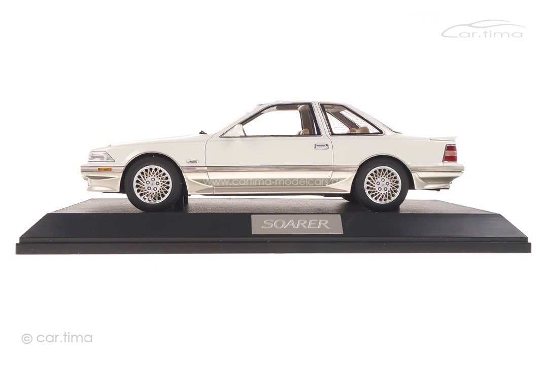 Toyota Soarer 2.0 GT-Twin Turbo L 1990 (GZ20) Crystal white Hobby Japan 1:18 HJ1801FWS