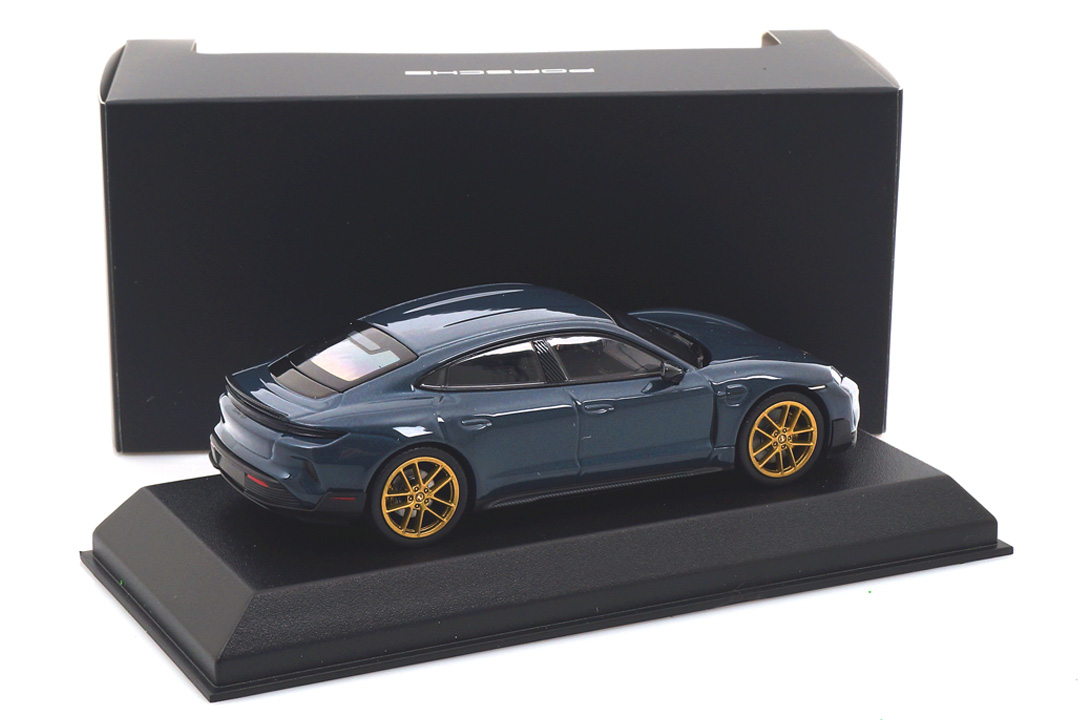 Porsche Taycan Turbo GT (J1 PA) Paleblue met. Norev 1:43 WAP0201040STBE