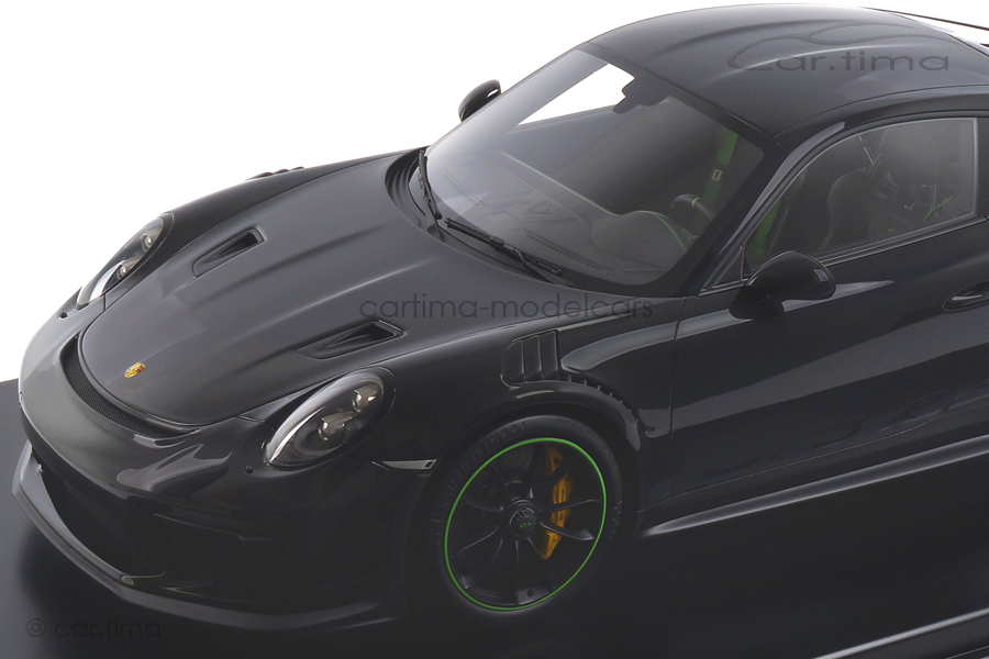 Porsche 911 (991 II) GT3 RS Schwarz 1 of 1 Spark 1:8 Porsche 911 (991 II) GT3 RS Schwarz 1 of 1 Spark 1:8