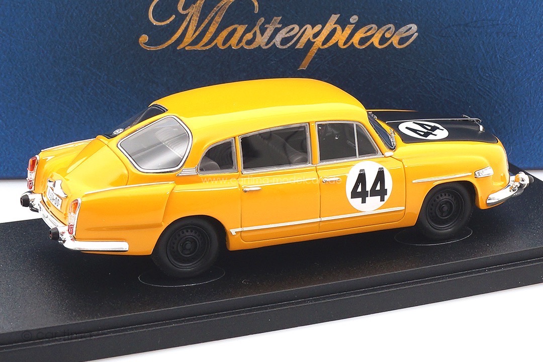 Tatra 603-2 B5 Rally Marathon de la Route 1966 Autocult 1:43 90354