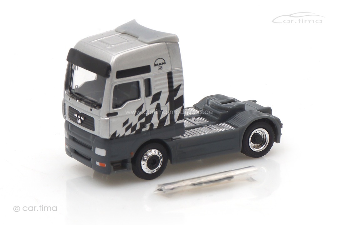 MAN TGA XXL Sattelzugmaschine silber Schuco 1:87 22636 MAN TGA XXL Sattelzugmaschine silber Schuco 1:87 22636