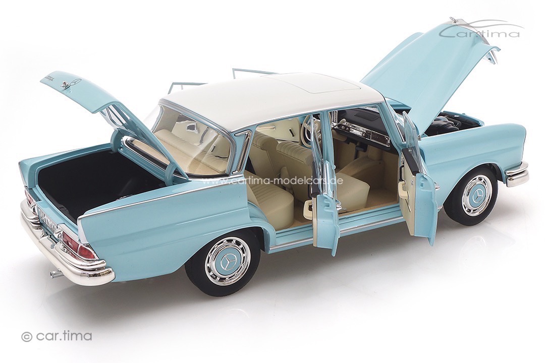 Mercedes-Benz 220 S 1965 hellblau/weiß Norev 1:18 183920 Mercedes-Benz 220 S 1965 hellblau/weiß Norev 1:18 183920
