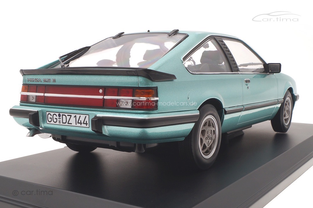 Opel Monza 2.5 E Beryll green met. Norev 1:18 183643 Opel Monza 2.5 E Beryll green met. Norev 1:18 183643