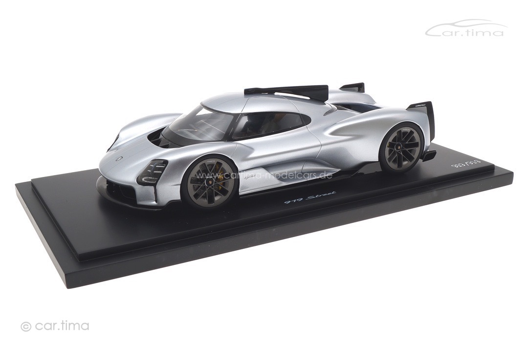 Porsche 919 Street silber/schwarz inkl. Vitrine 1:18 WAP0210190NSTR Porsche 919 Street silber/schwarz inkl. Vitrine 1:18 WAP0210190NSTR