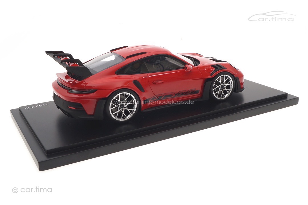 Porsche 911 (992) GT3 RS Indischrot Spark 1:18 WAP0211540P004