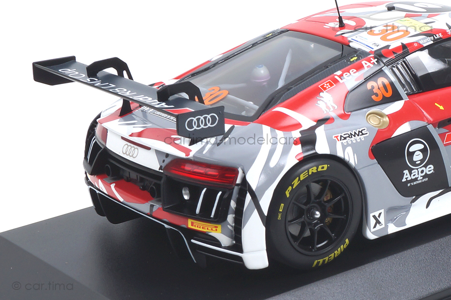 Audi R8 LMS Macau 2015 Marchy Lee Minichamps 1:18 155151130 Audi R8 LMS Macau 2015 Marchy Lee Minichamps 1:18 155151130