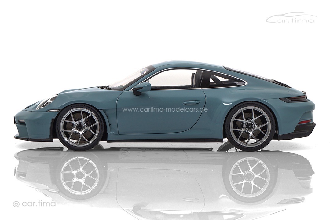 Porsche 911 (992) S/T Meissenblau Norev 1:12 127550