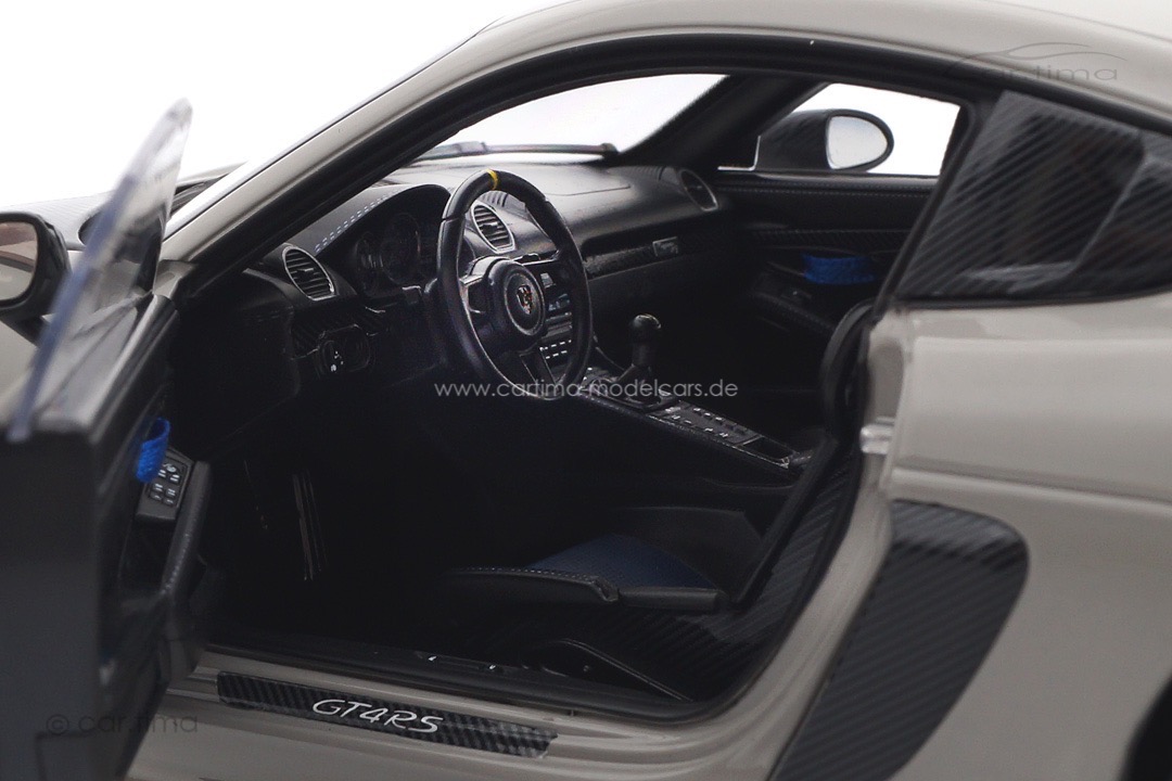 Porsche 718 Cayman GT4 RS Weissach Package Kreide Norev 1:18 187253
