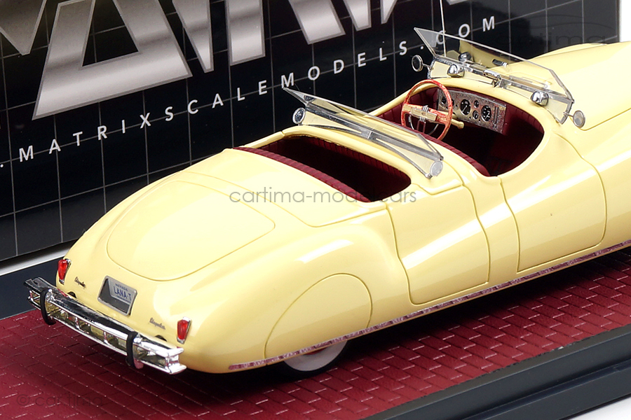 Chrysler Newport Dual Cowl Pheaton LeBaron 1941 cream Matrix 1:43 MX20303-021