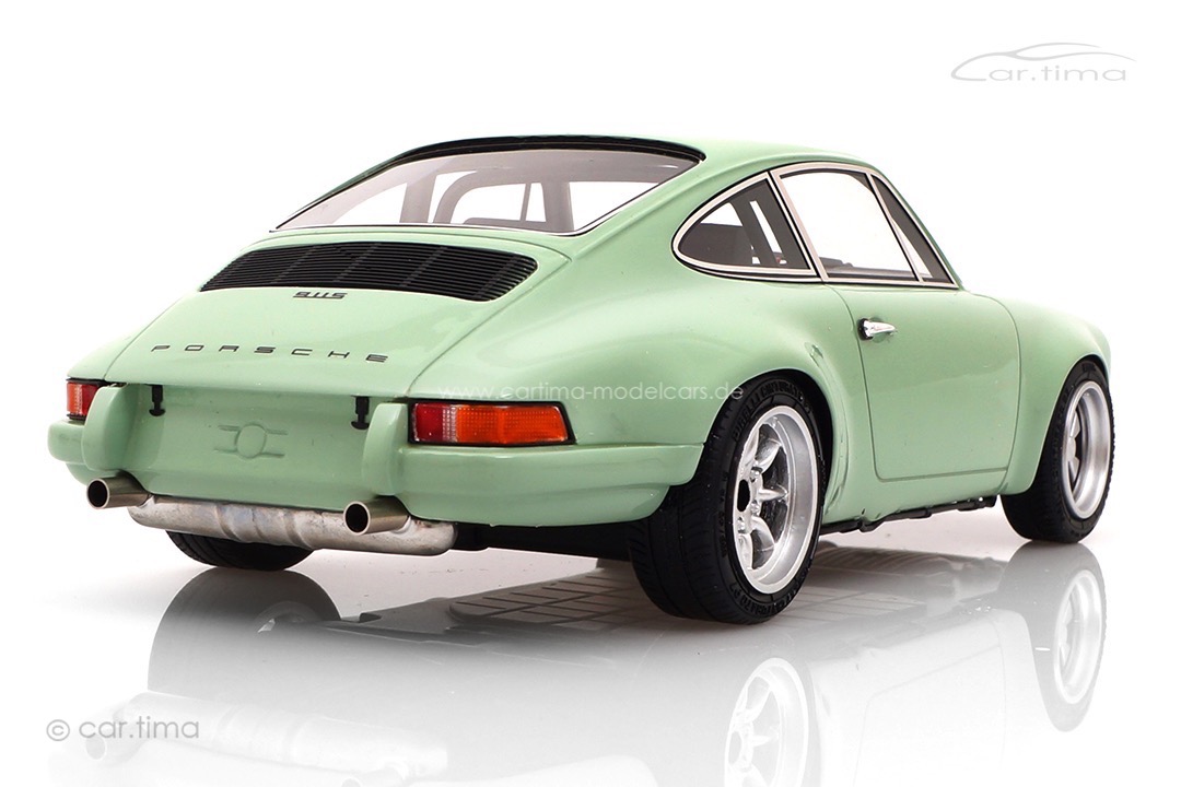 Porsche 911 ST Suthigreen Curvistan Bangkok car.tima 1:18 CAR01825006 Porsche 911 ST Suthigreen Curvistan Bangkok car.tima 1:18 CAR01825006