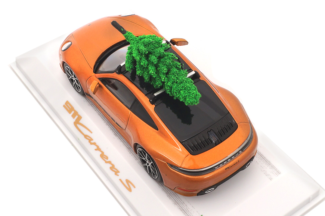 Porsche 911 (992.2) Carrera S Christmas Edition Nordischgoldmet. Minichamps 1:43 WAP0200230T911