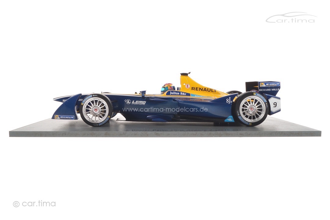 Renault e.dams Formula E Champion 2015-2016 Sebastien Buemi Spark 1:18 18FE02 Renault e.dams Formula E Champion 2015-2016 Sebastien Buemi Spark 1:18 18FE02