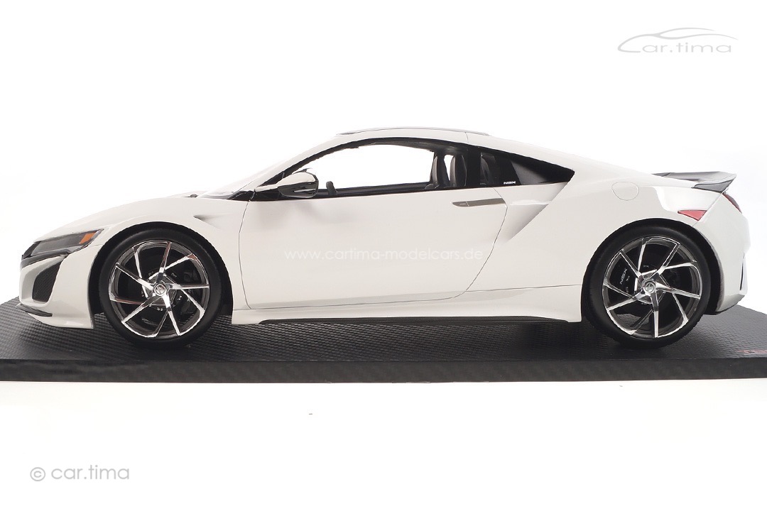 Honda NSX 130R White/Carbon Package TSM 1:12 TSM161213 Honda NSX 130R White/Carbon Package TSM 1:12 TSM161213
