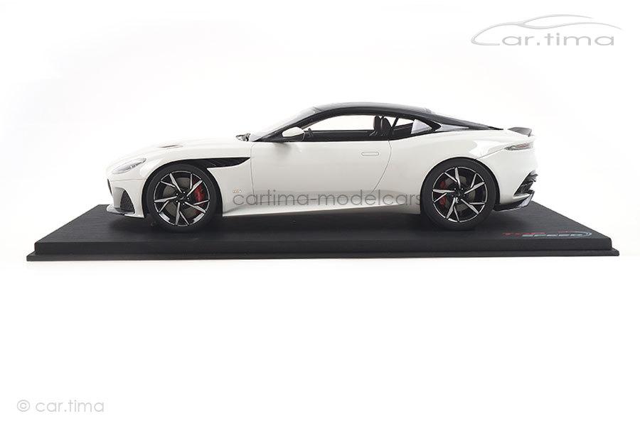 Aston Martin DBS Superleggera Stratus white TopSpeed 1:18 TS0267 Aston Martin DBS Superleggera Stratus white TopSpeed 1:18 TS0267