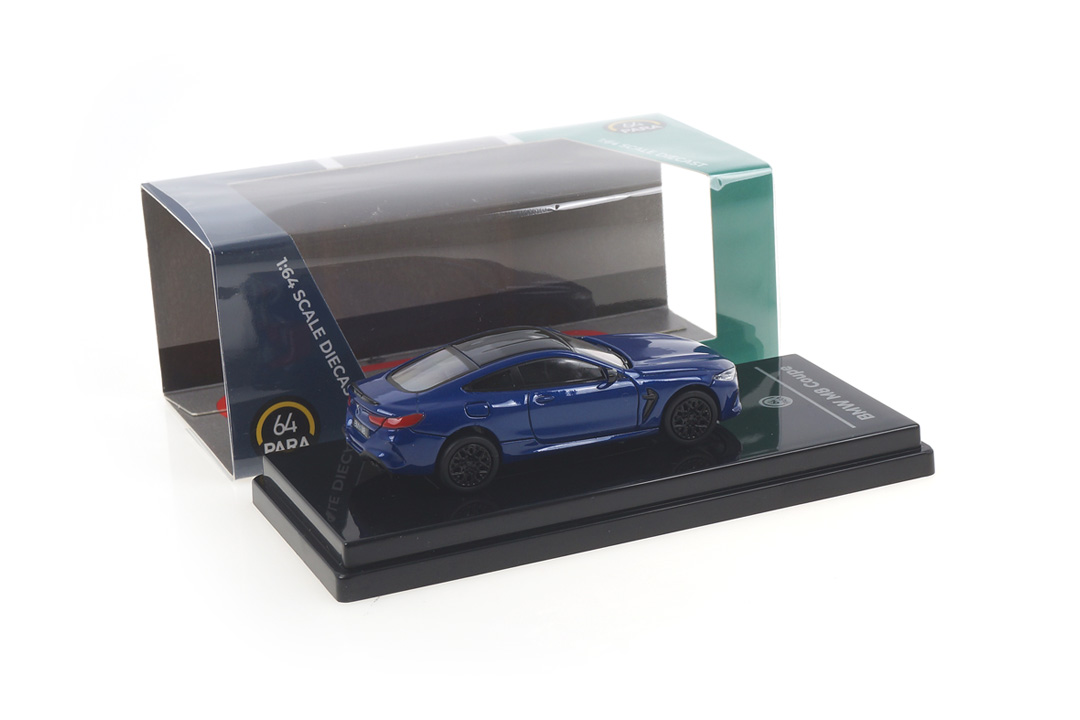 BMW M8 Coupe Marina Bay blue Paragon 1:64 PA-55212