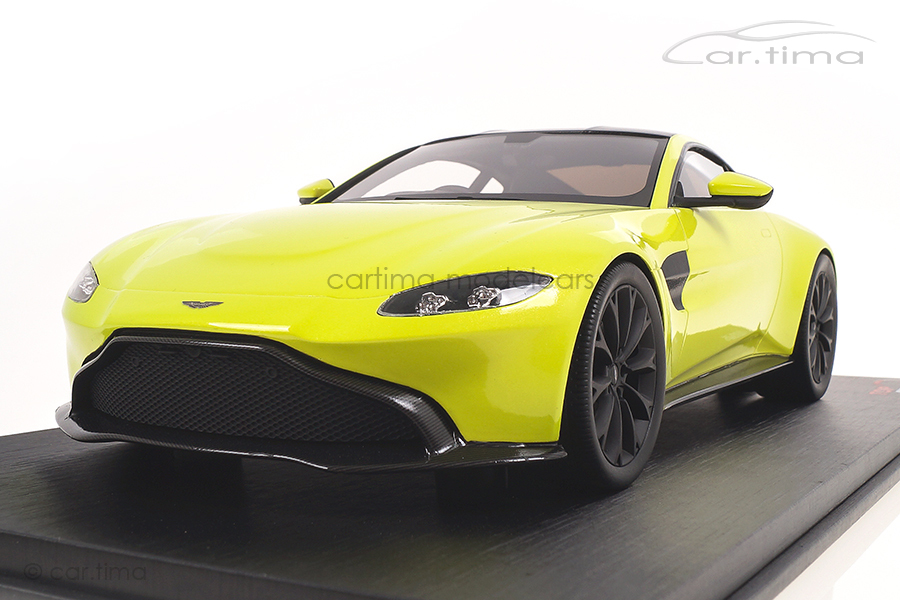 Aston Martin Vantage Lime Essence TopSpeed 1:18 TS0183 Aston Martin Vantage Lime Essence TopSpeed 1:18 TS0183