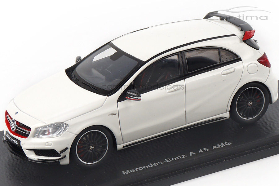 Mercedes-Benz A45 AMG weiß Spark 1:43 S1074 Mercedes-Benz A45 AMG weiß Spark 1:43 S1074