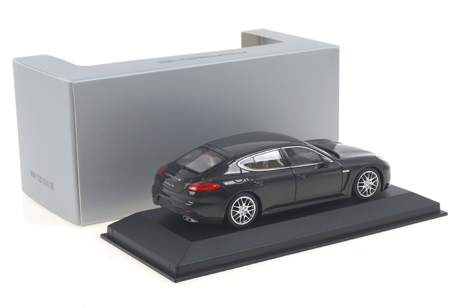 Porsche Panamera 4S 2. Generation grau Minichamps 1:43 WAP0205100E