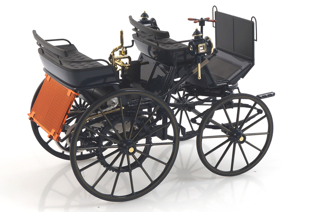 Daimler Motorkutsche 1886 dunkelblau Norev 1:18 183700 Daimler Motorkutsche 1886 dunkelblau Norev 1:18 183700