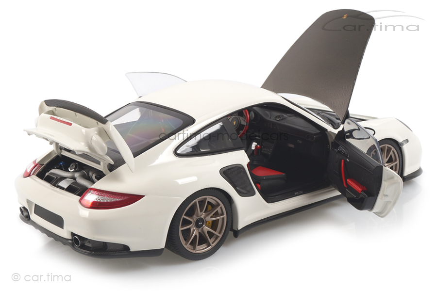 Porsche 911 (997 II) GT2 RS 2011 weiß Minichamps 1:18 100069400 Porsche 911 (997 II) GT2 RS 2011 weiß Minichamps 1:18 100069400