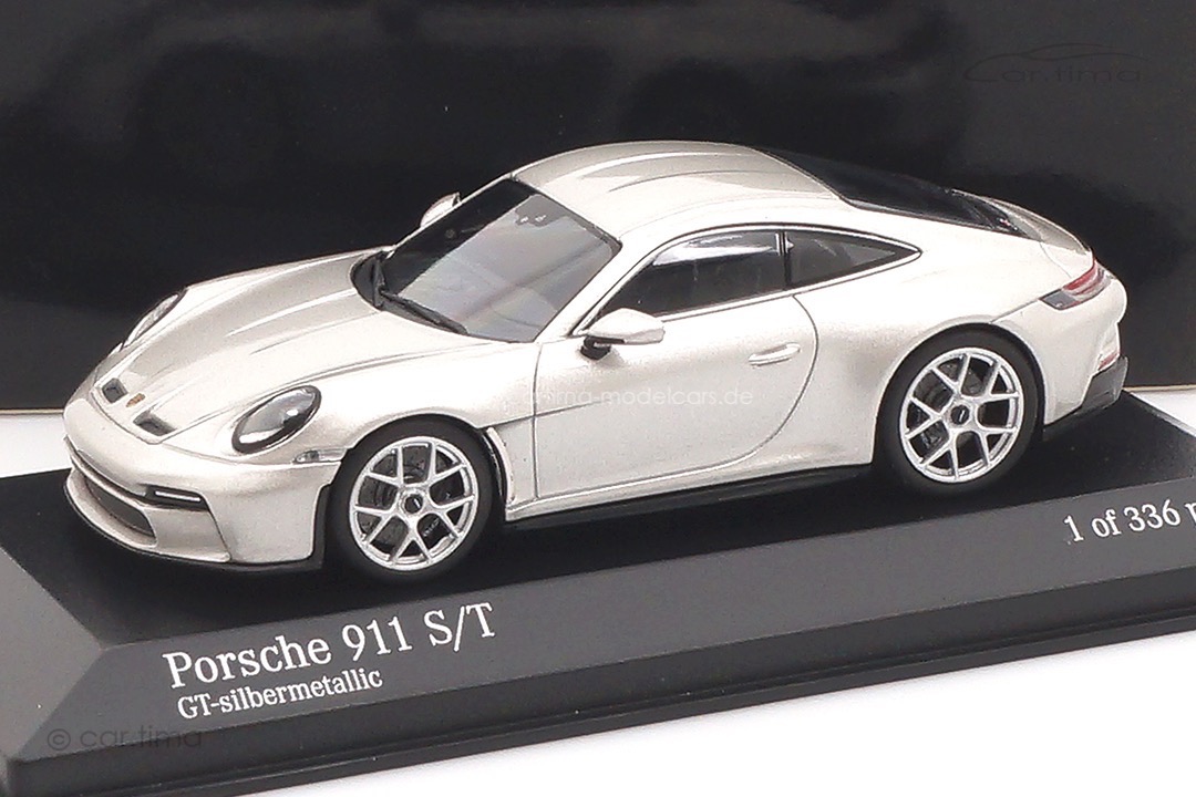 Porsche 911 (992) S/T GT-silver Minichamps 1:43 410063022
