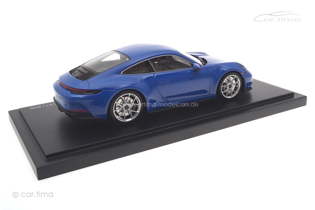 Porsche 911 (992) GT3 Touring Maritimblau Spark 1:18 WAP0211530PGT3 Porsche 911 (992) GT3 Touring Maritimblau Spark 1:18 WAP0211530PGT3
