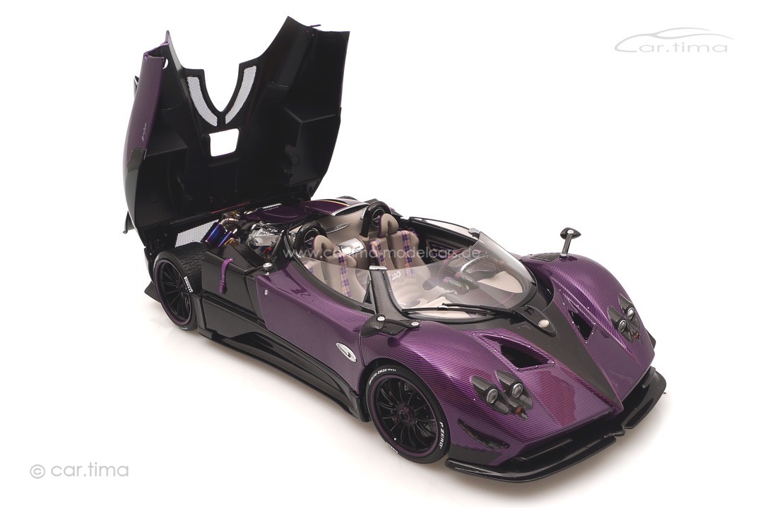 Pagani Zonda HP Barchetta Carbon purple LCD 1:18 LCD18009-PU Pagani Zonda HP Barchetta Carbon purple LCD 1:18 LCD18009-PU