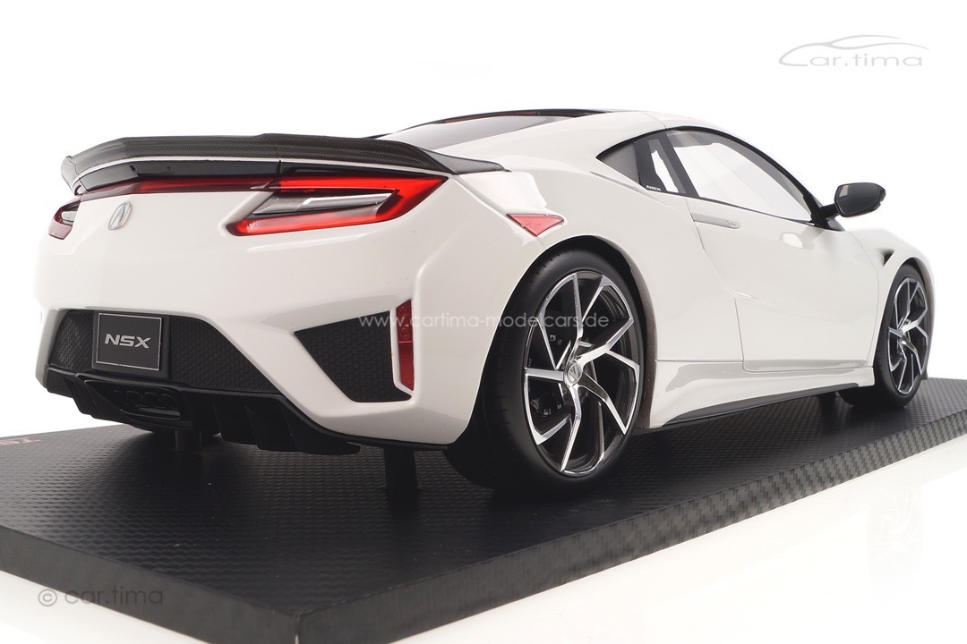 Honda NSX 130R White/Carbon Package TSM 1:12 TSM161213 Honda NSX 130R White/Carbon Package TSM 1:12 TSM161213