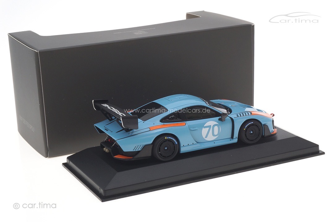 Porsche 935 auf Basis GT2 RS "Gulf" Minichamps 1:43 WAP0209550PGLF Porsche 935 auf Basis GT2 RS "Gulf" Minichamps 1:43 WAP0209550PGLF