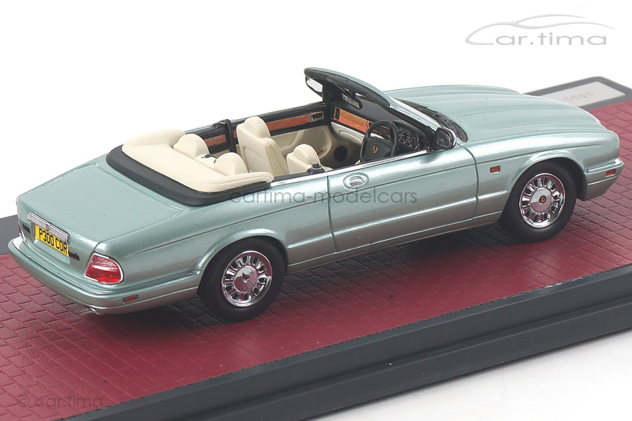 Daimler Corsica Concept blau met. Matrix Scale Models 1:43 MX50402-031 Daimler Corsica Concept blau met. Matrix Scale Models 1:43 MX50402-031