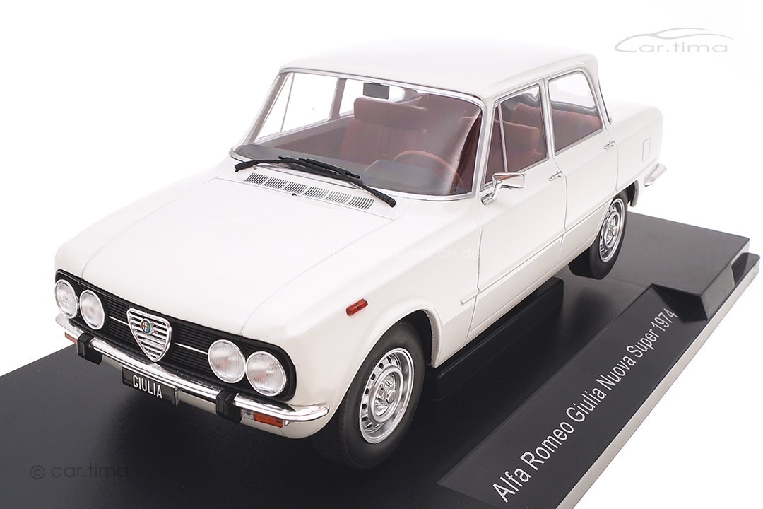 Alfa Romeo Giulia Nuova Super weiß MCG 1:18 MCG18146 Alfa Romeo Giulia Nuova Super weiß MCG 1:18 MCG18146