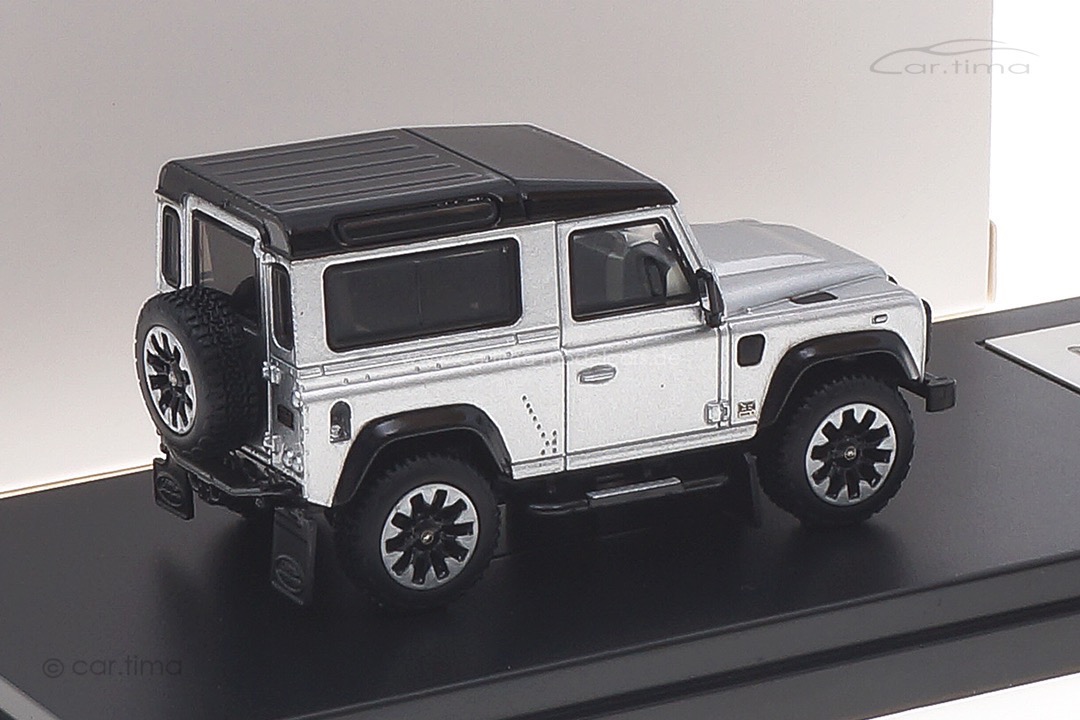 Land Rover Defender 90 Works 2018 silber LCD Models 1:64 LCD64016-SI
