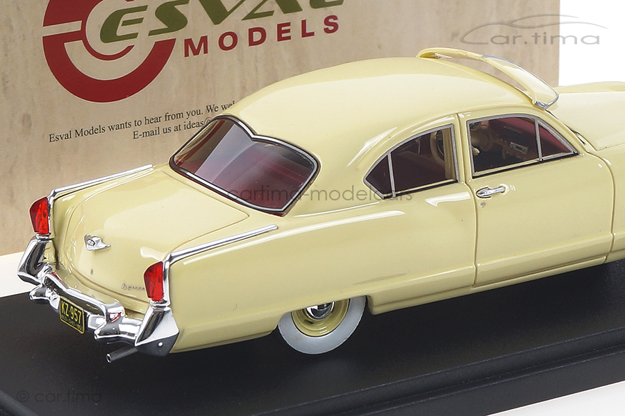 Kaiser-Frazer Carolina 2 door Sedan gelb Esval Models 1:43 EMUS43047B Kaiser-Frazer Carolina 2 door Sedan gelb Esval Models 1:43 EMUS43047B