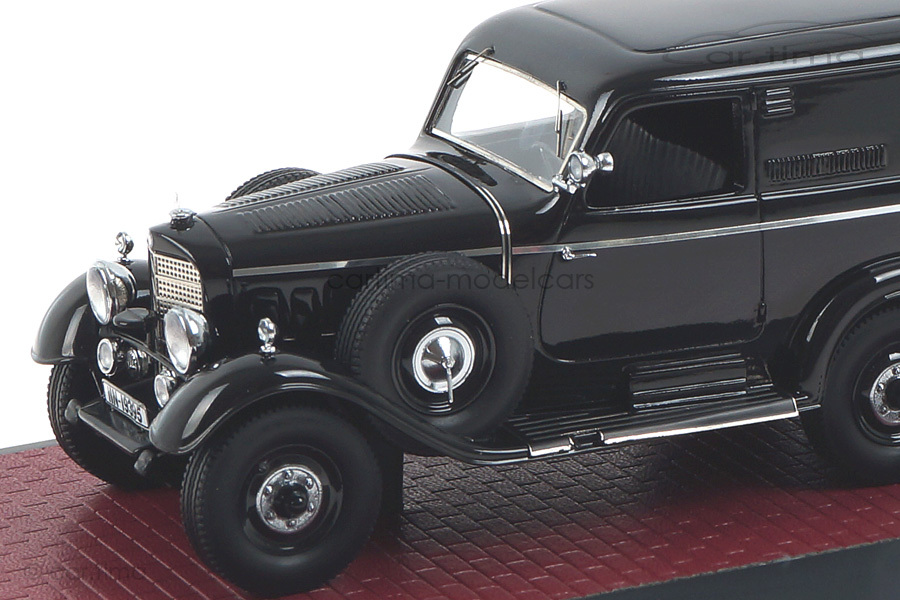 Mercedes-Benz G4 Geländewagen schwarz Matrix 1:43 MX41302-082