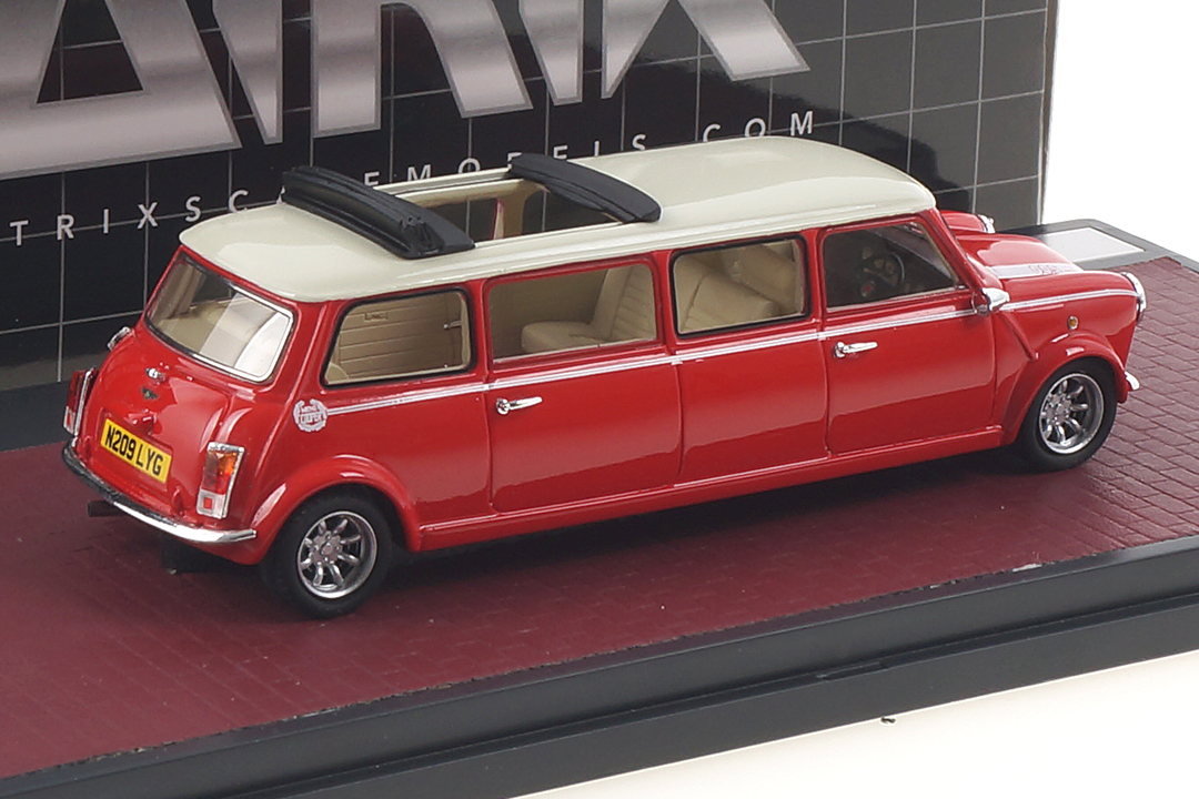 Mini Cooper Limousine weiß/rot Matrix 1:43 MX30110-031 Mini Cooper Limousine weiß/rot Matrix 1:43 MX30110-031