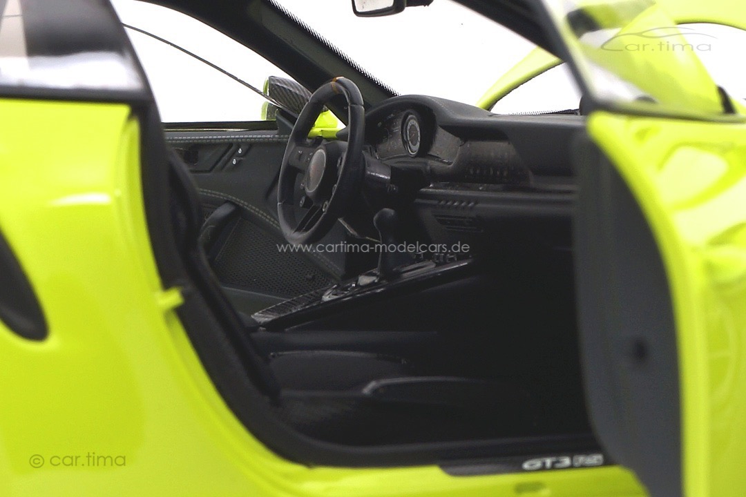 Porsche 911 (992) GT3 RS Acidgrün/Rad schwarz Minichamps 1:18 110062028 Porsche 911 (992) GT3 RS Acidgrün/Rad schwarz Minichamps 1:18 110062028