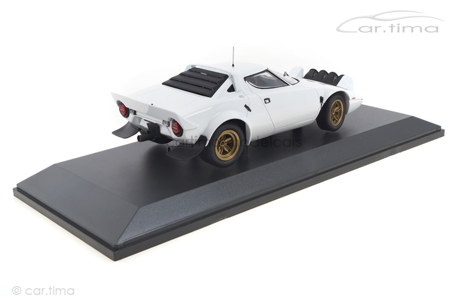Lancia Stratos weiß Minichamps 1:18 155741700 Lancia Stratos weiß Minichamps 1:18 155741700