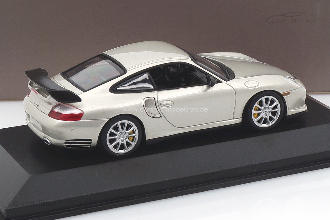 Porsche 911 (997) GT2 Silber Minichamps 1:43 WAP02011915
