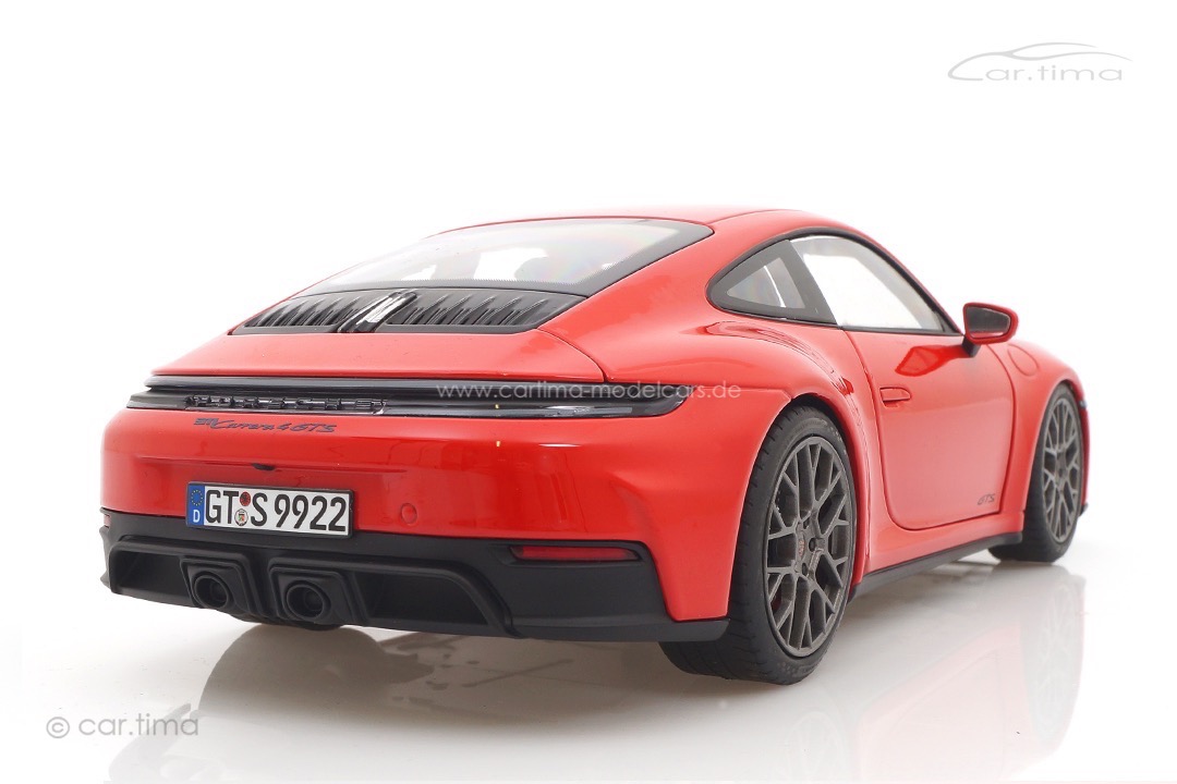 Porsche 911 (992.2) Carrera 4 GTS Indischrot Norev 1:18 187171