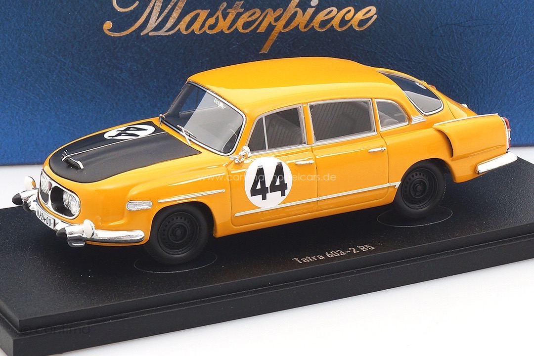 Tatra 603-2 B5 Rally Marathon de la Route 1966 Autocult 1:43 90354