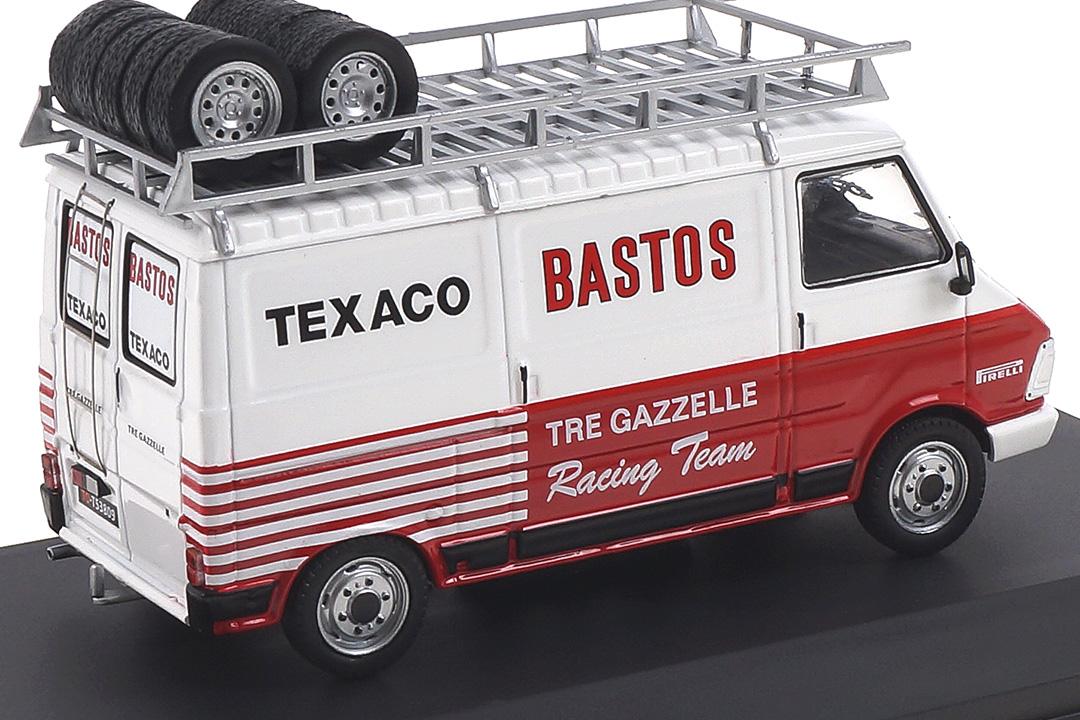 Fiat 242 Bastos Rally Assistance IXO 1:43 RAC292X Fiat 242 Bastos Rally Assistance IXO 1:43 RAC292X