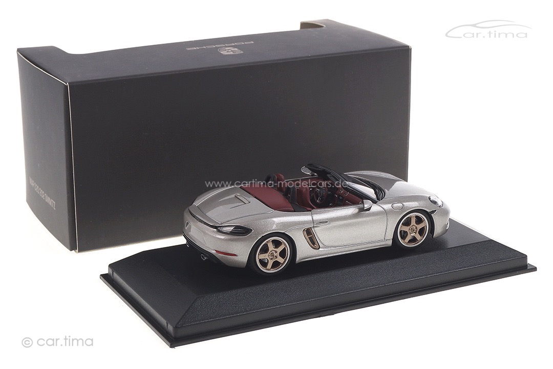Porsche Boxster GT-silbermet. 25 Jahre Boxster Minichamps 1:43 WAP0202020MM7Z Porsche Boxster GT-silbermet. 25 Jahre Boxster Minichamps 1:43 WAP0202020MM7Z