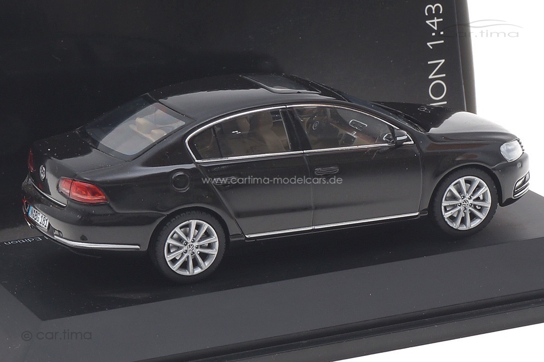 VW Passat B7 Limousine mocca anthrazit Schuco 1:43 450743200 VW Passat B7 Limousine mocca anthrazit Schuco 1:43 450743200