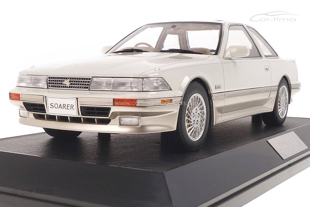 Toyota Soarer 2.0 GT-Twin Turbo L 1990 (GZ20) Crystal white Hobby Japan 1:18 HJ1801FWS