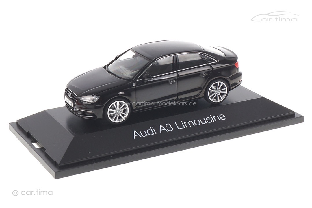 Audi A3 Limousine Brilliantschwarz Herpa 1:43 070737