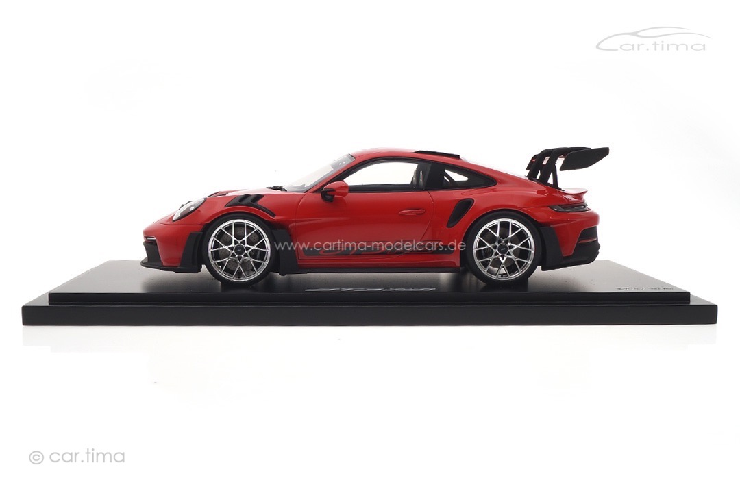 Porsche 911 (992) GT3 RS Indischrot Spark 1:18 WAP0211540P004