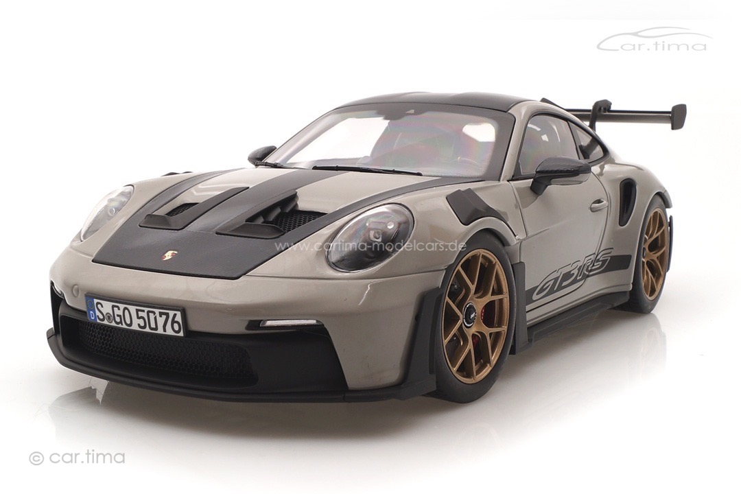 Porsche 911 (992) GT3 RS Weissach Package Kreide Norev 1:18 187355 Porsche 911 (992) GT3 RS Weissach Package Kreide Norev 1:18 187355