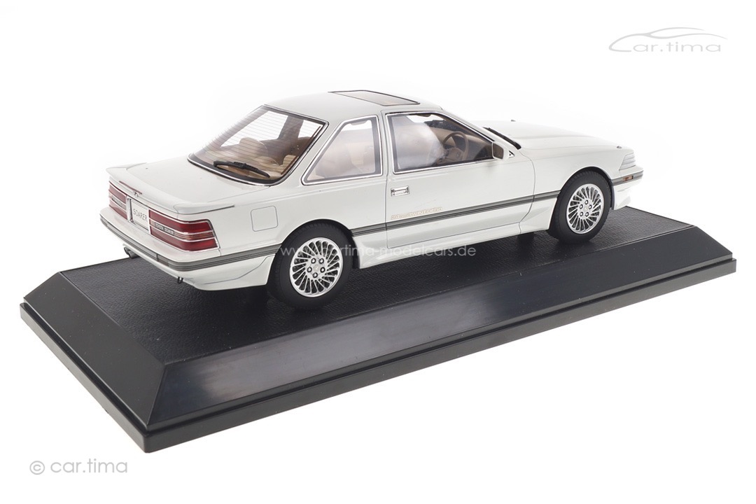 Toyota Soarer 2.0 GT-Twin Turbo L 1990 (GZ20) Super white Hobby Japan 1:18 HJ1801EW